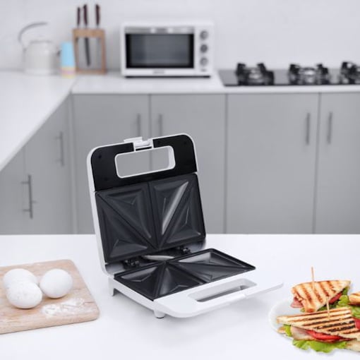 Sandwich Maker with Nonstick Surface, White - Model