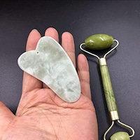 Picture of Natural Facial Roller Jade Stone Roller Face Beauty Massage Tools