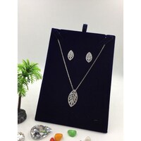 Picture of Sally Zirconia Leaf Shaped Design Necklace Set, Silver