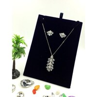 Picture of Sally Zirconia Transitional Design Necklace Set, Silver