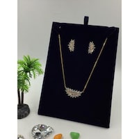 Picture of Sally Zirconia Leaves Design Necklace Set, Gold